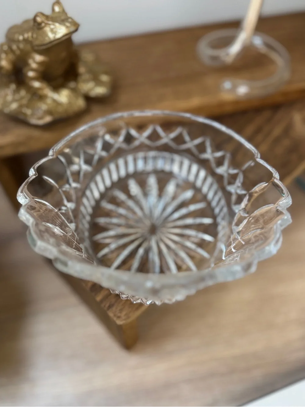 Vintage Teleflora Tiara Crown Cut Crystal Starburst Round Decorative Bowl Dish